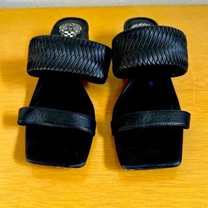 Vince Camuto black sandals. Worn twice. Size 10/42.